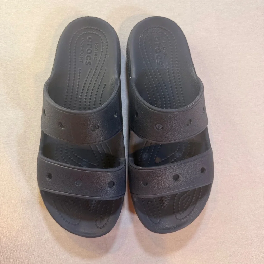 Crocs Classic Two-Strap Slide Sandals Navy Men 8 Women 10 Casual‎ Comfort Travel